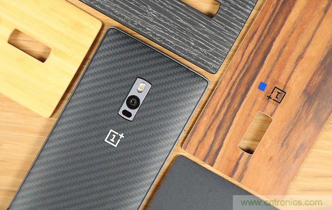 黑马一加手机2评测:从手感到质感的蜕变