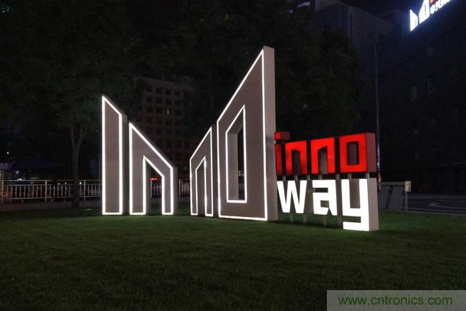 黑马一加手机2评测:从手感到质感的蜕变