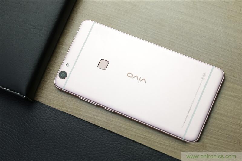 Hi-Fi革命！vivo X6 Plus深度评测：够快才畅快