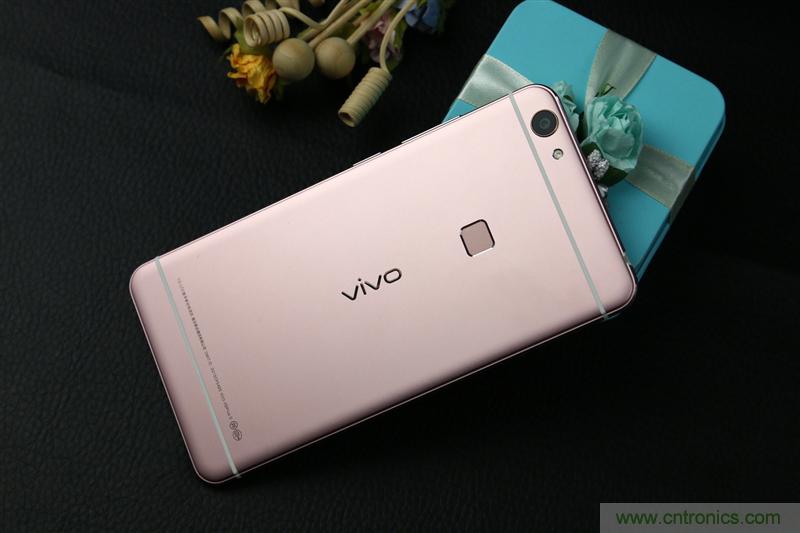 Hi-Fi革命！vivo X6 Plus深度评测：够快才畅快