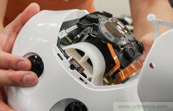 拆解笔记本不过瘾，那就来拆拆日本情感机器人吧！