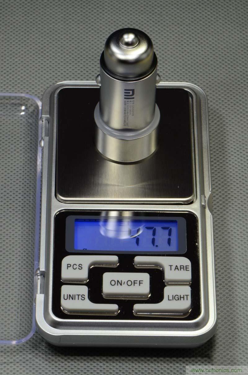 小米车载充电器拆解评测：49元能让这枚&ldquo;子弹&rdquo;飞多远？