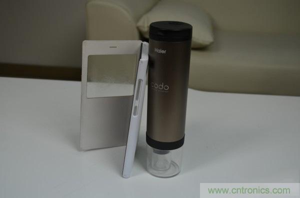 只有奶瓶大小的闪电去渍小神器 &mdash;&mdash;海尔咕咚手持式洗衣机