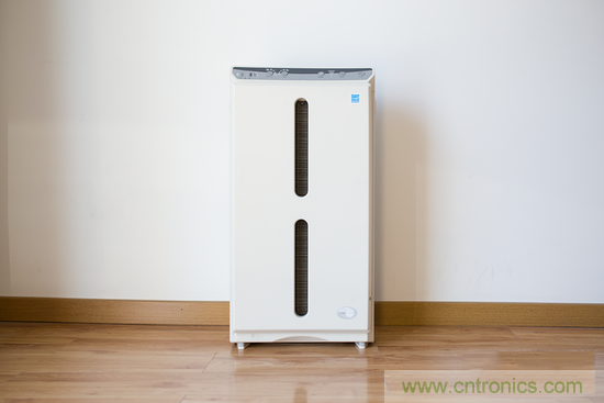 安利逸新空气净化器评测:让呼吸净化心扉