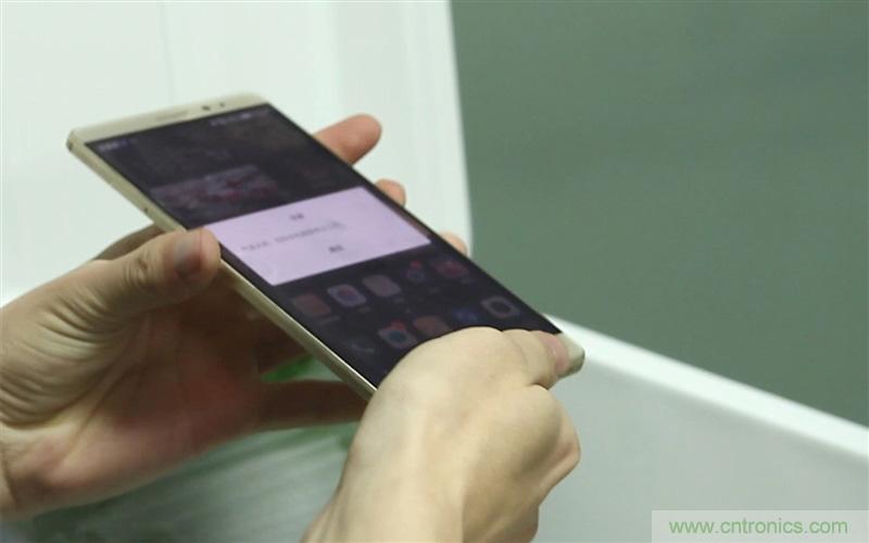 手机抗冻性能大挑战:iPhone被完爆