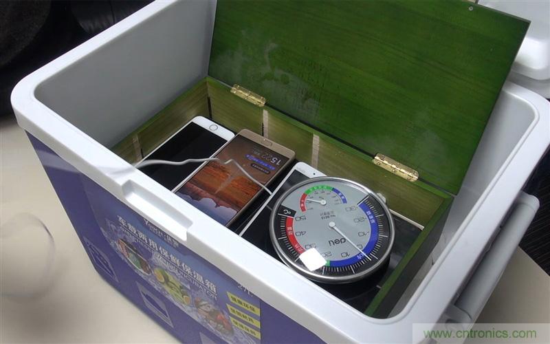 手机抗冻性能大挑战:iPhone被完爆