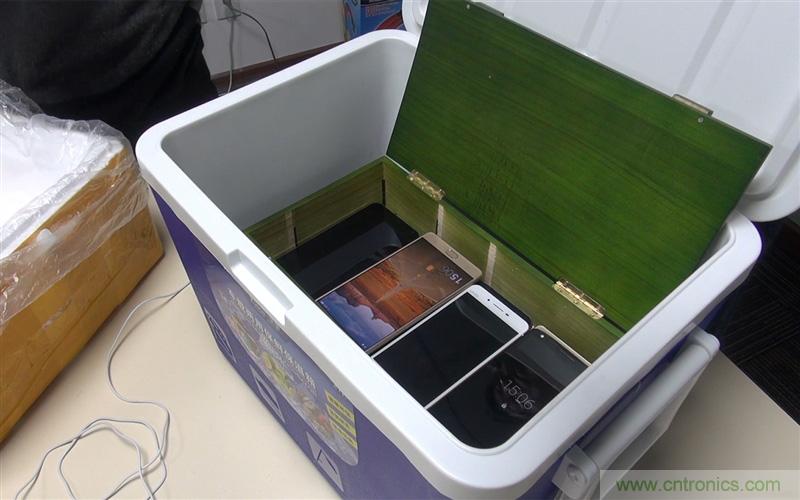 手机抗冻性能大挑战:iPhone被完爆