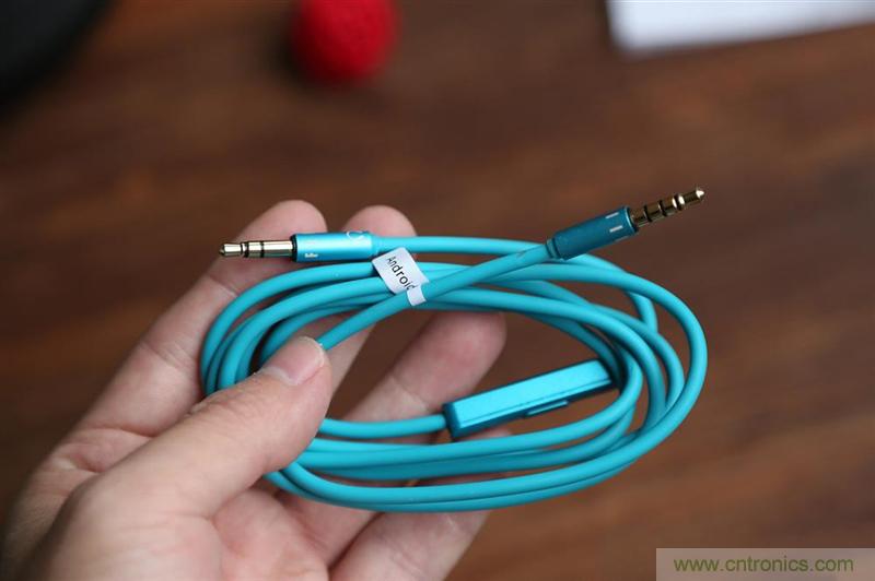 头条哥的梦想之作！FIIL耳机能让汪峰上头条否？