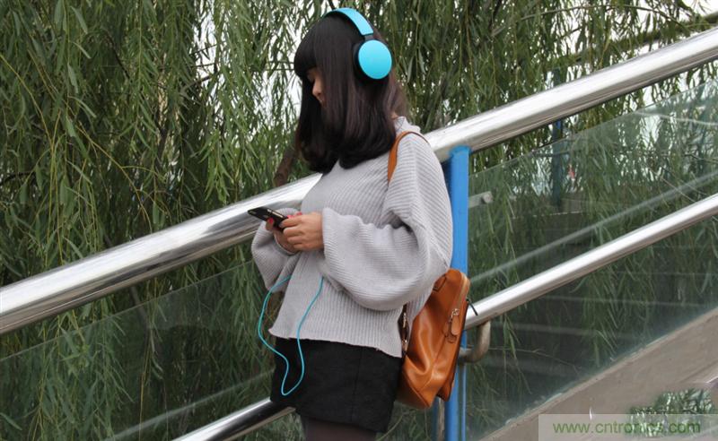 头条哥的梦想之作！FIIL耳机能让汪峰上头条否？