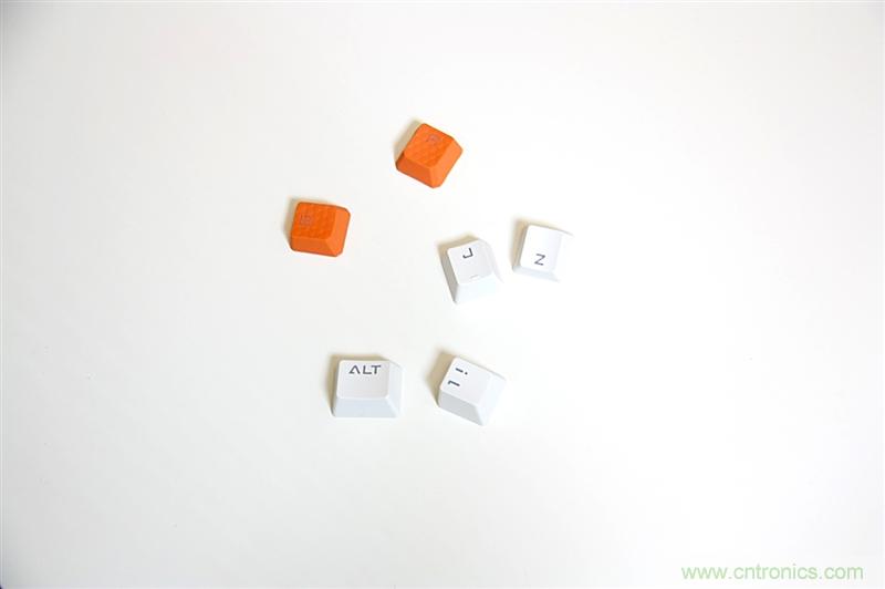 曾经的网吧统治者&mdash;双飞燕血手幽灵机械键盘，真世界最快？