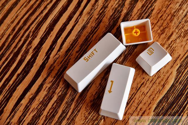 左手写爱，右手写他&mdash;&mdash;从此键盘鼠标不分家！