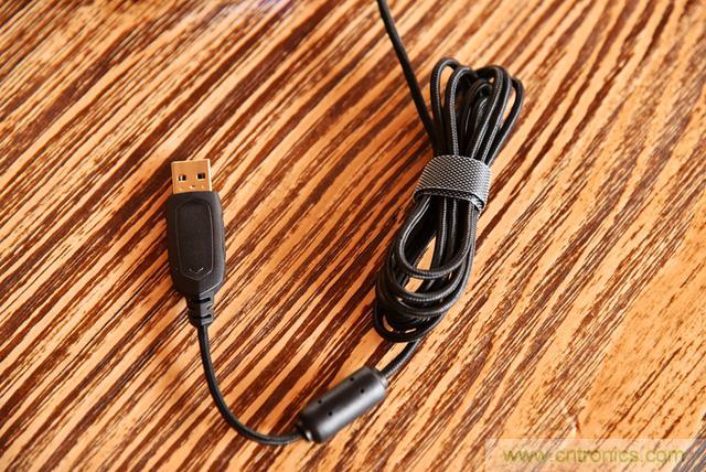 左手写爱，右手写他&mdash;&mdash;从此键盘鼠标不分家！