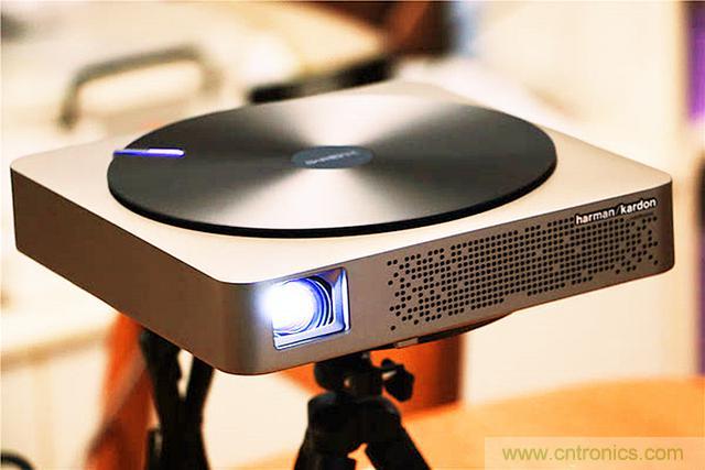 无屏电视时代已然来临，客厅你做好准备了吗？