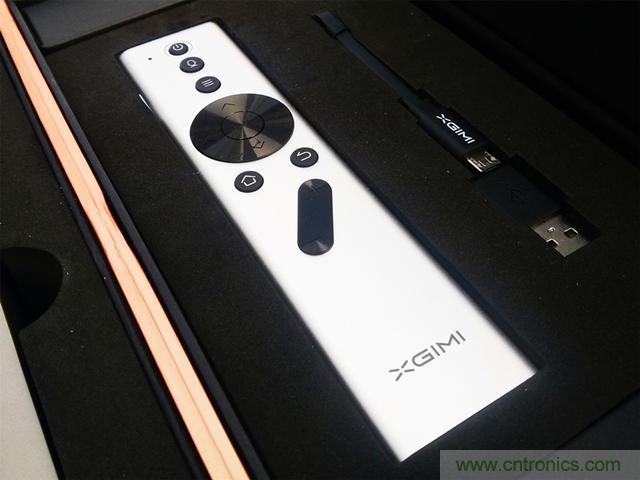 无屏电视时代已然来临，客厅你做好准备了吗？