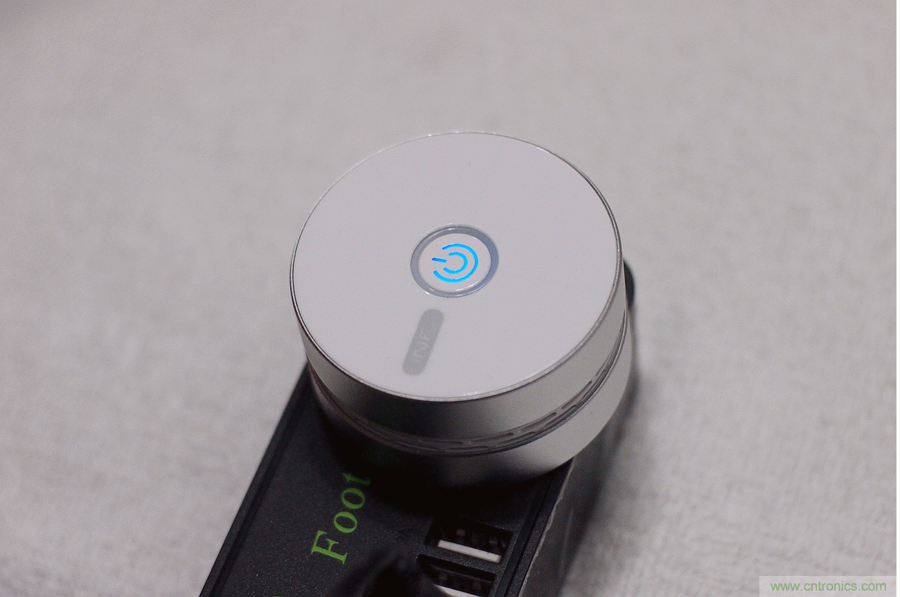 路由器也跟风玩分体设计，你咋不上天呢？