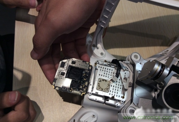 真飞机拆不着，那就来拆拆无人机&ldquo;鼻祖&rdquo;大疆吧！