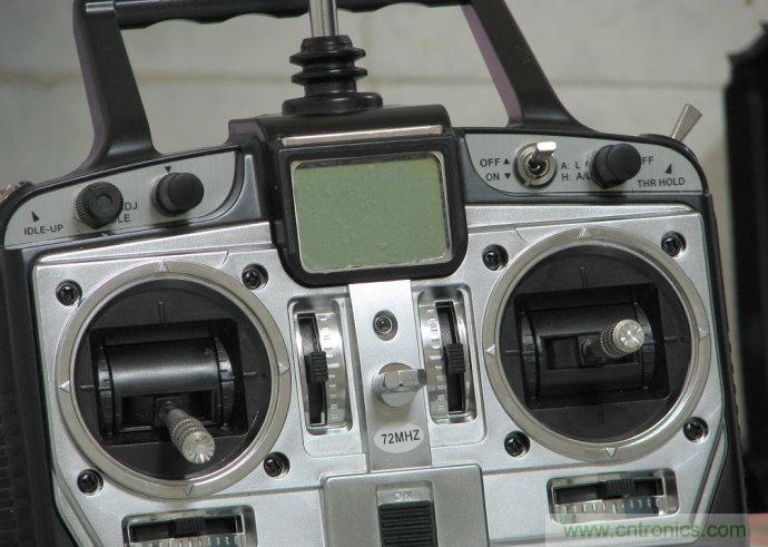 无人机 DIY 制作全过程，酷得不要不要的！