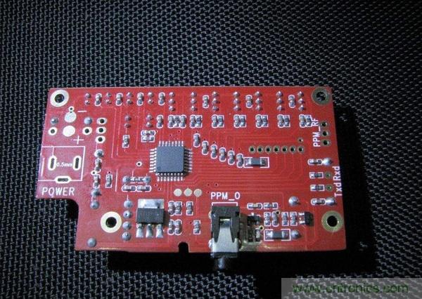 无人机 DIY 制作全过程，酷得不要不要的！