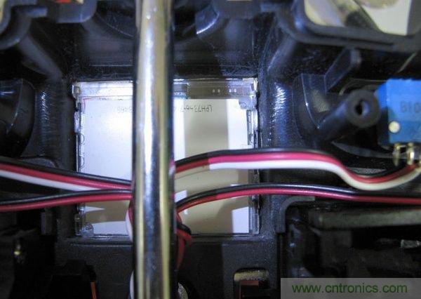 无人机 DIY 制作全过程，酷得不要不要的！