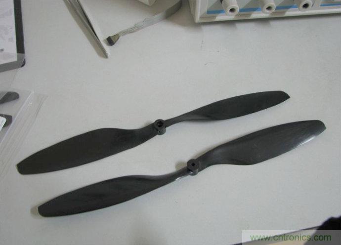 无人机 DIY 制作全过程，酷得不要不要的！