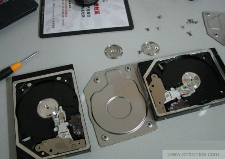 无人机 DIY 制作全过程，酷得不要不要的！