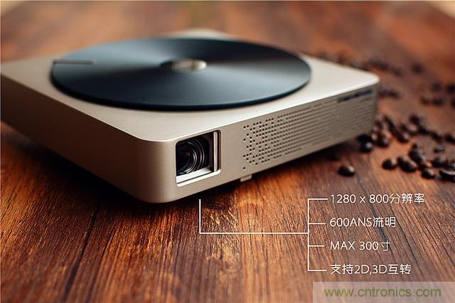 极米 Z4 极光让你在家也能享受影院级别的观影感受