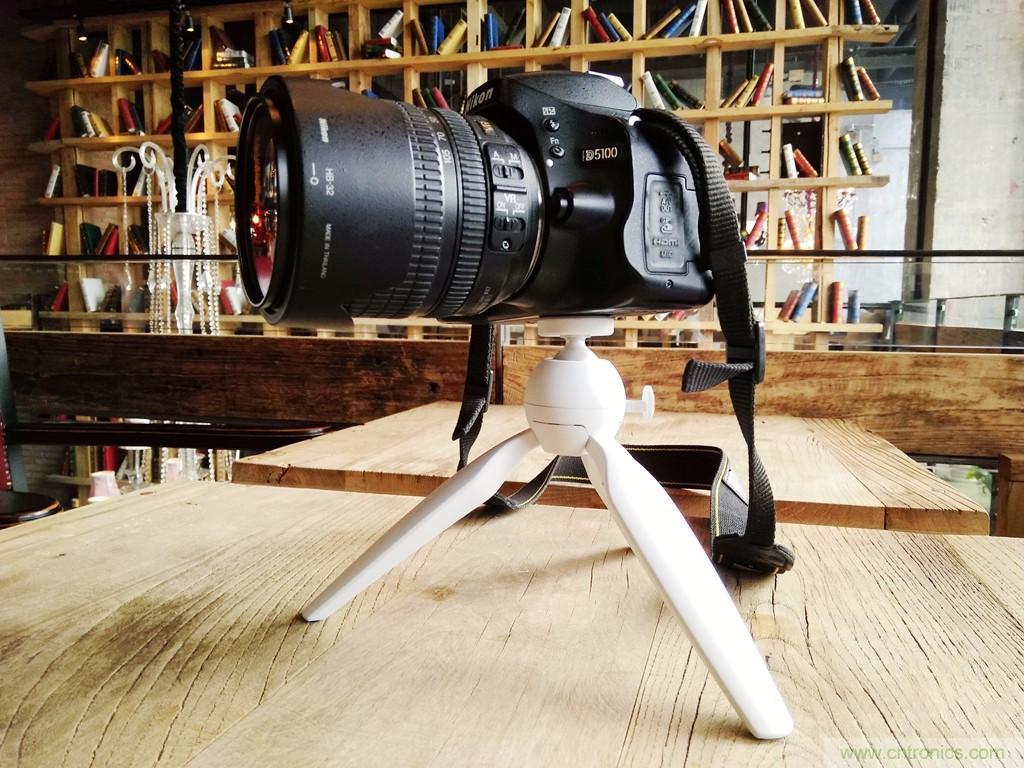 逼格满满的相机便携三脚架，三足鼎立才安全