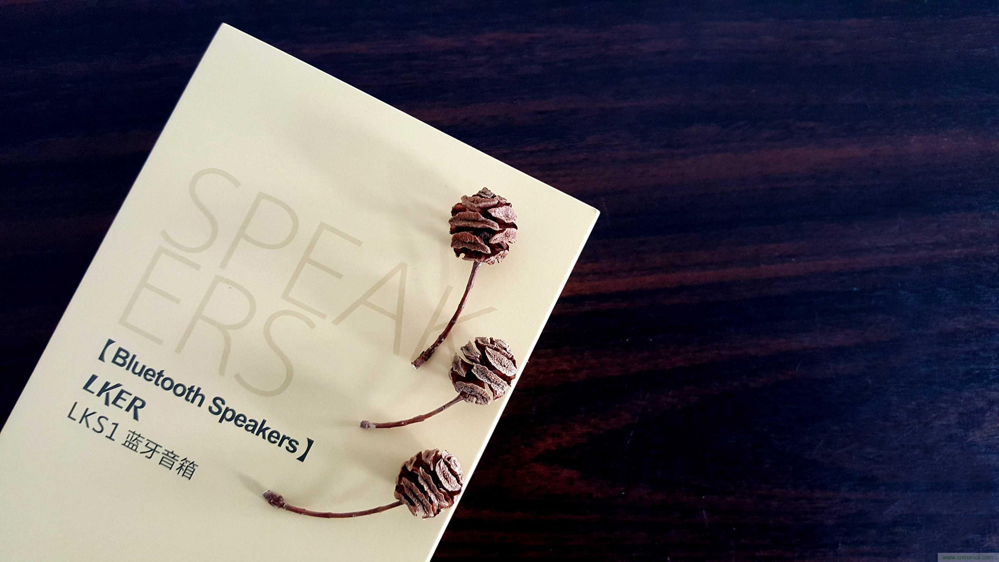 搞怪&ldquo;美人鱼&rdquo;尽享灵克蓝牙音箱的天籁之音！