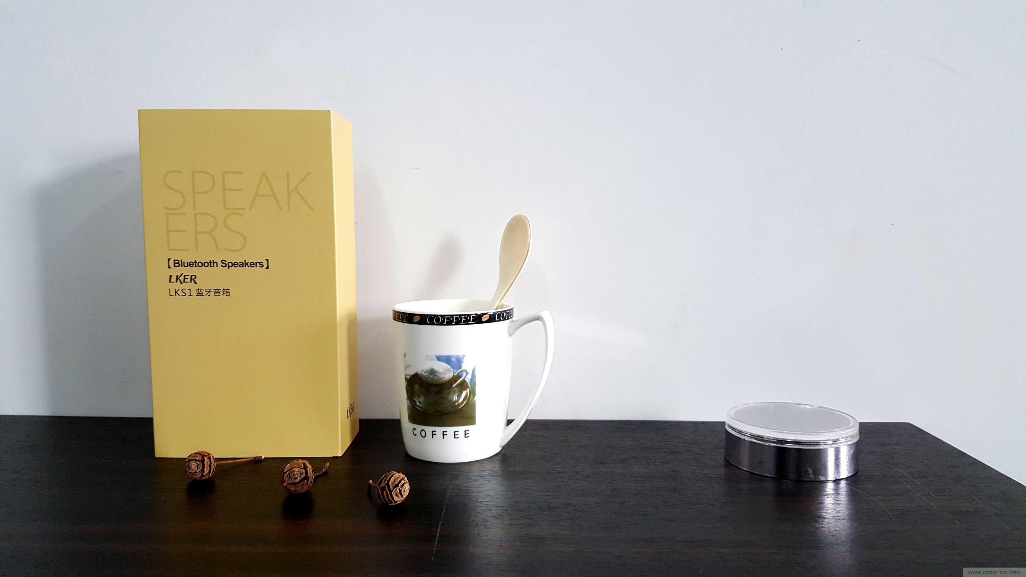 搞怪&ldquo;美人鱼&rdquo;尽享灵克蓝牙音箱的天籁之音！