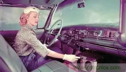 20个汽车发展史上的第一次 你知道几个？