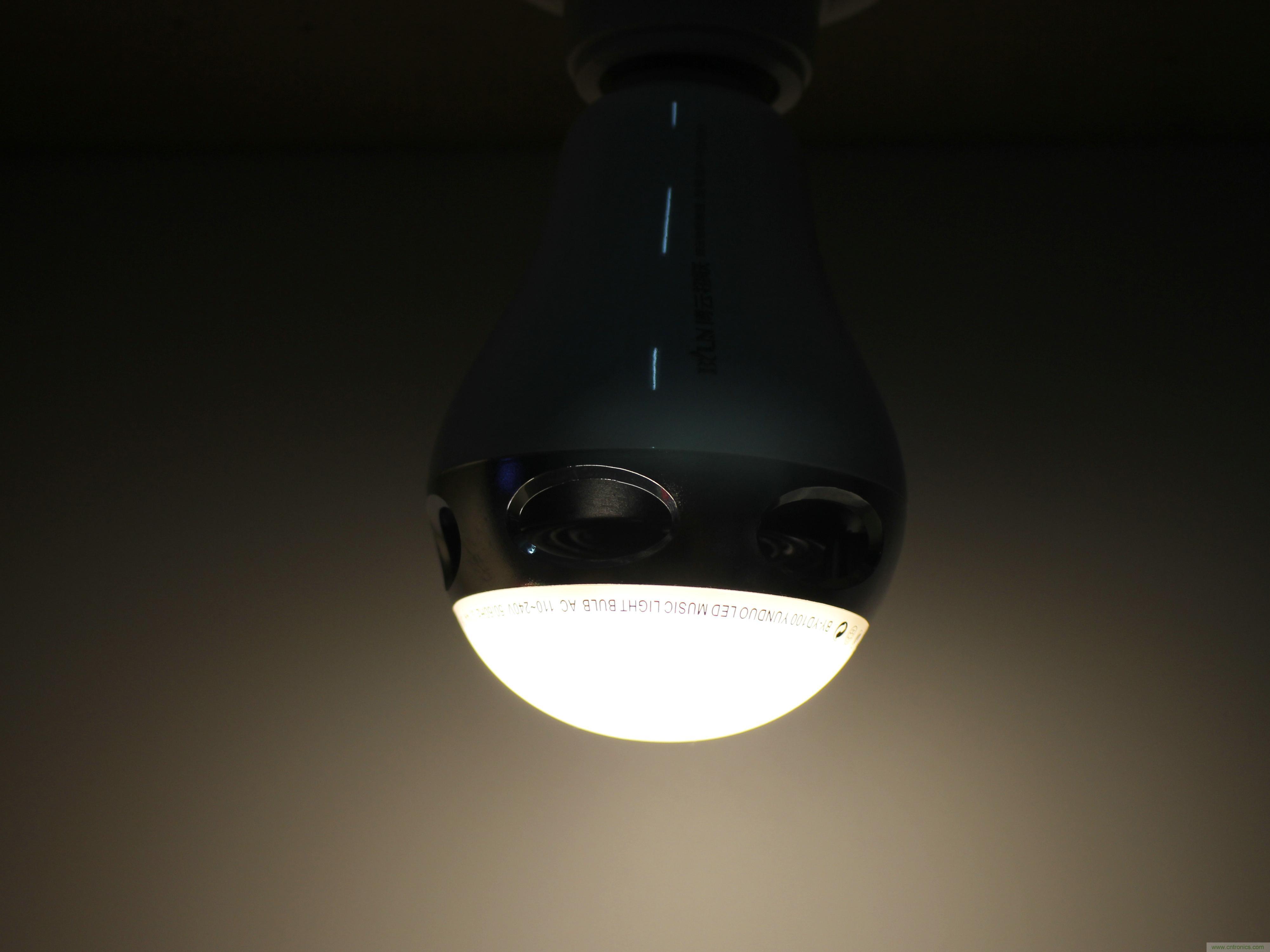 一款会讲故事的灯泡，温馨浪漫有格调