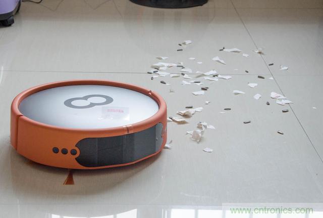 智能导航扫地机器人，以内更靠谱！