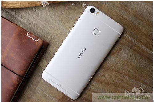 手机的芯事：性能与功耗续航必定矛盾？