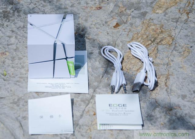 洛斐创意蓝牙音箱，光与建筑点缀生活