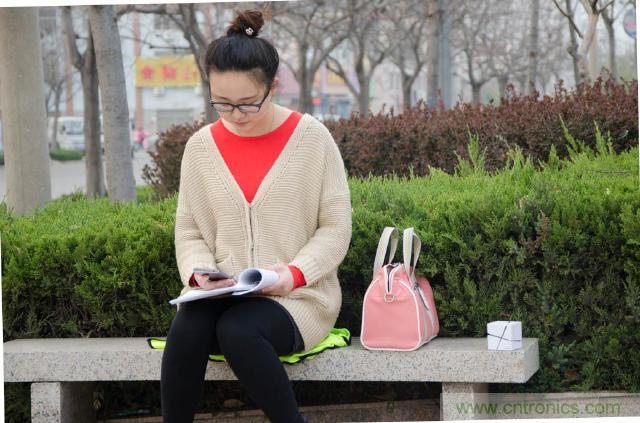 洛斐创意蓝牙音箱，光与建筑点缀生活