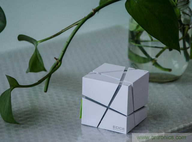 洛斐创意蓝牙音箱，光与建筑点缀生活