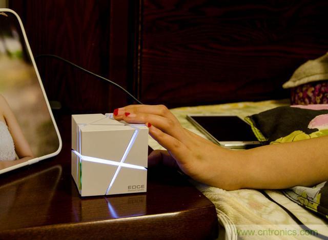 洛斐创意蓝牙音箱，光与建筑点缀生活