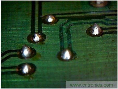 (多图) 图文并茂：在家制作高质量双面PCB板