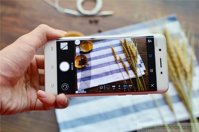 国产手机新标杆-vivo Xplay5全面测评