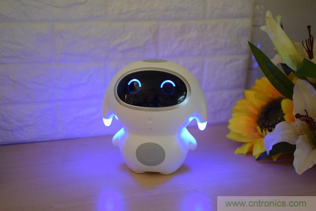 &ldquo;爸爸再不陪我，我就长大了&rdquo;&mdash;&mdash;小腾机器人