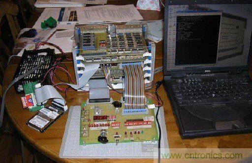 世界超强完美DIY 电子奇才五年全手工制作CPU