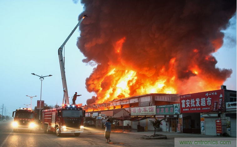 工程车辆无线?？乜焖偈迪址桨? width=