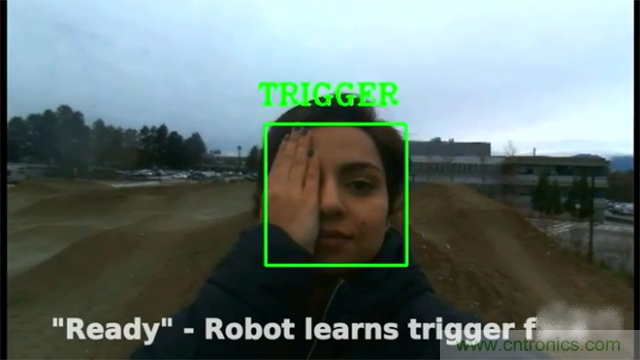 最新控制系统，用脸就能控制无人机？