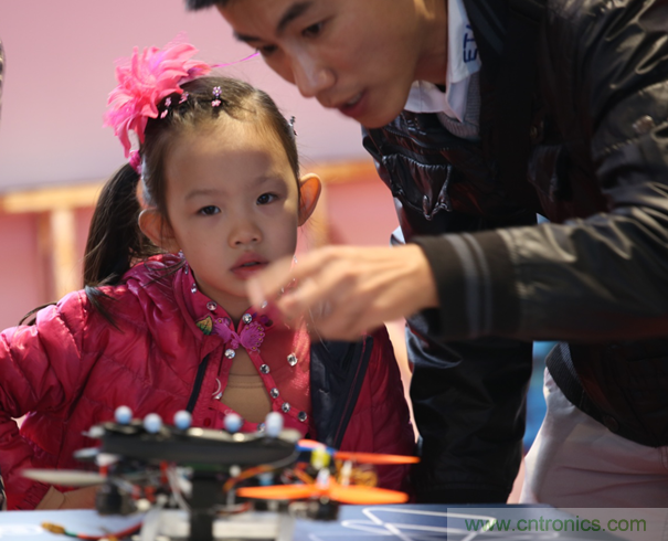 一篇文章教你看透无人机飞控这十年