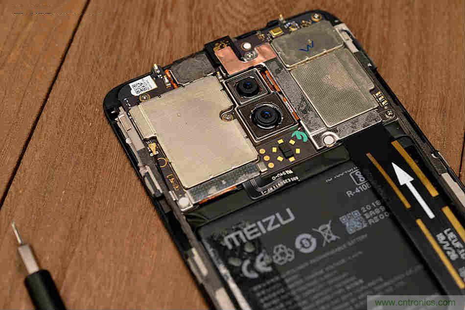 拆解魅族15 Plus：玩转了新概念，但其工艺究竟如何？