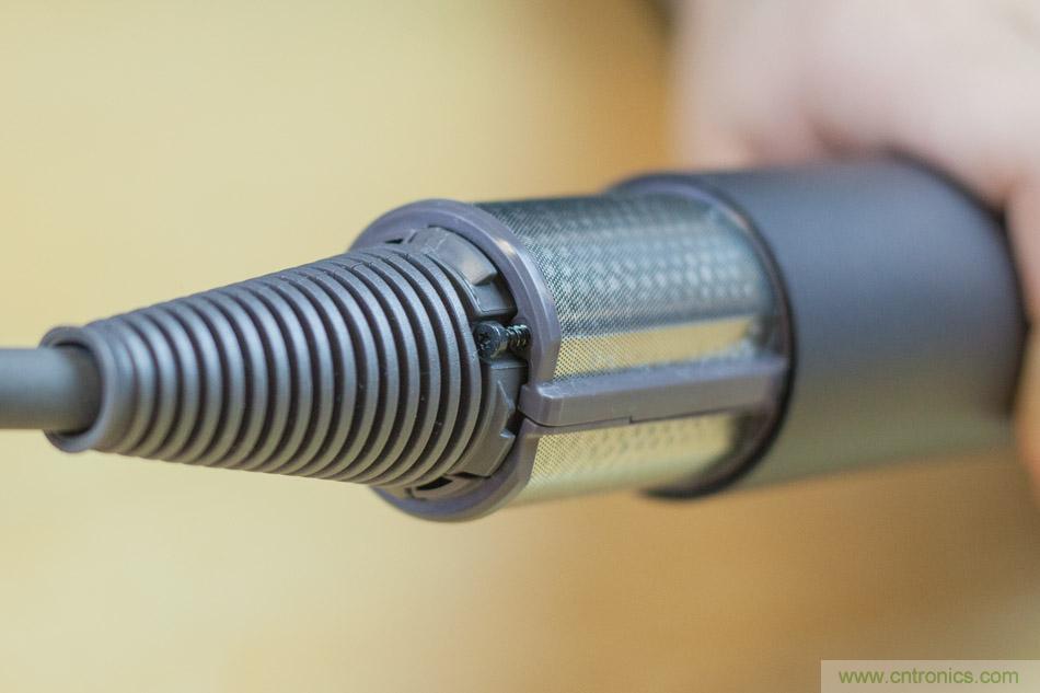 拆解戴森吹风机：近三千元的价格贵在哪？