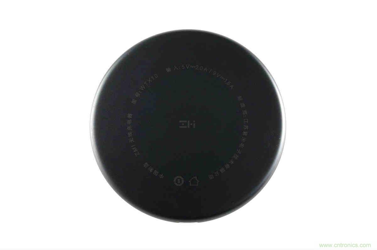 拆解对比：系出同门，小米、紫米无线充电器的差别有多大？