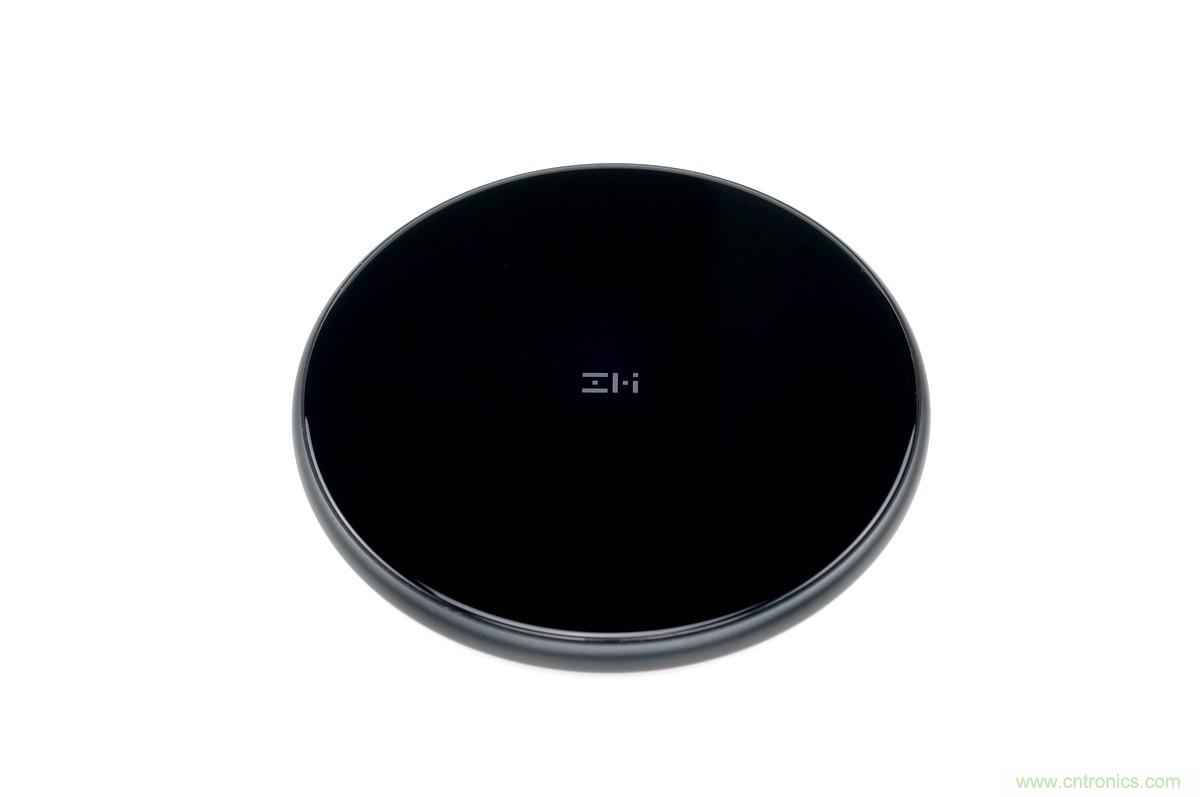 拆解对比：系出同门，小米、紫米无线充电器的差别有多大？