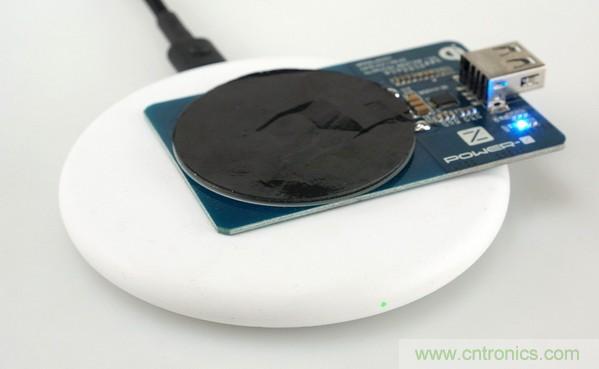 拆解对比：系出同门，小米、紫米无线充电器的差别有多大？