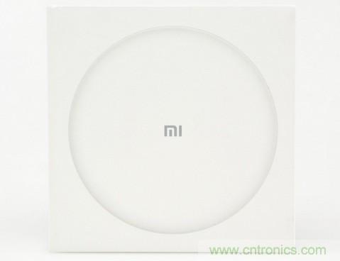 拆解对比：系出同门，小米、紫米无线充电器的差别有多大？